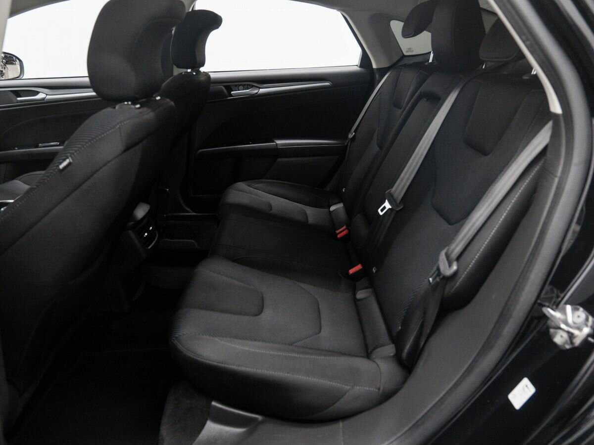 Ford Mondeo с пробегом — 2017 год. Фото: #12