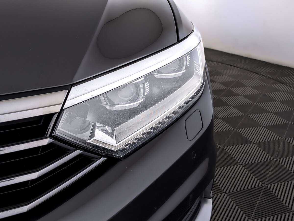 Volkswagen Passat с пробегом — 2018 год. Фото: #16