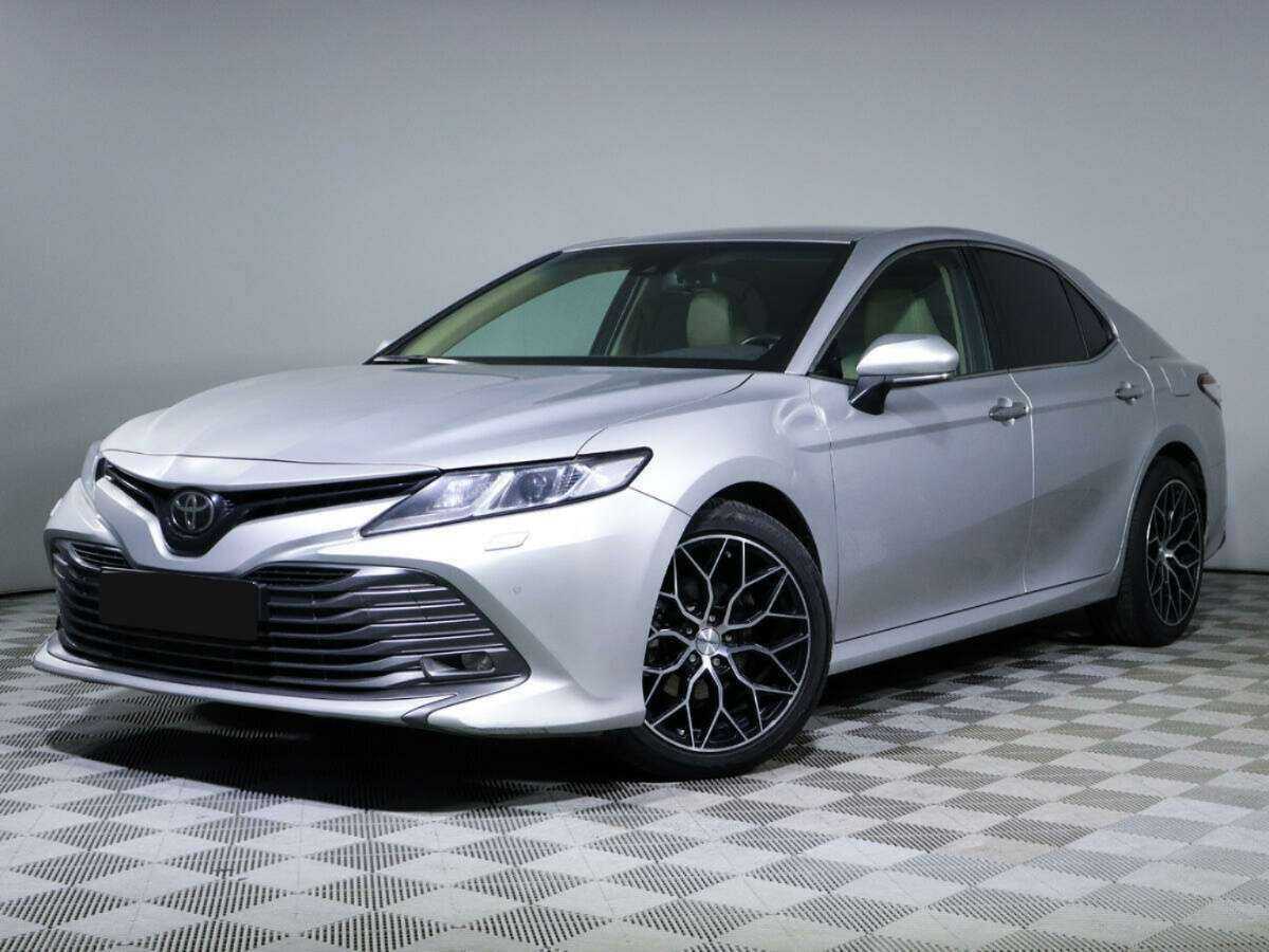 Toyota Camry с пробегом — 2020 год. Посмотреть фото