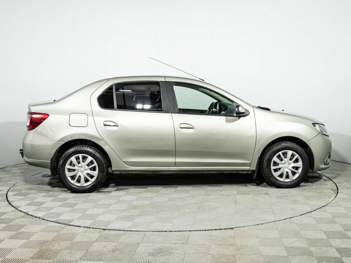 Renault Logan с пробегом — 2014 год. Фото: #3