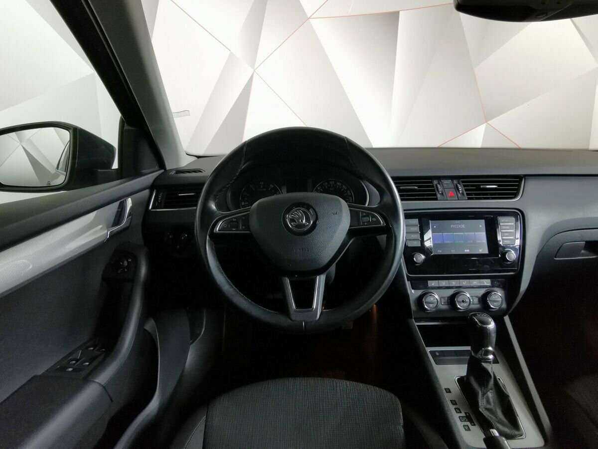 Skoda Octavia с пробегом — 2013 год. Фото: #19