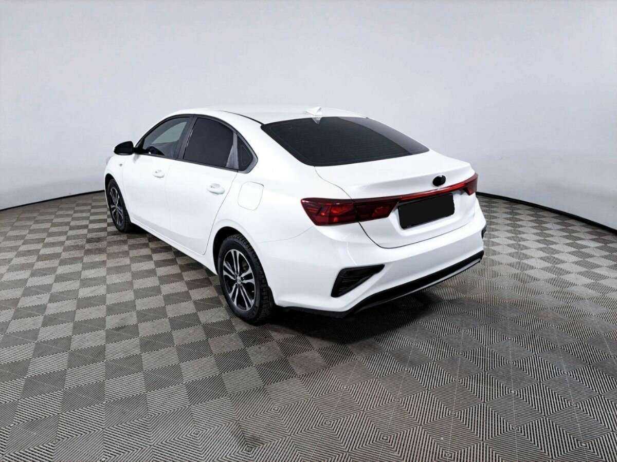 Kia Cerato с пробегом — 2018 год. Фото: #6