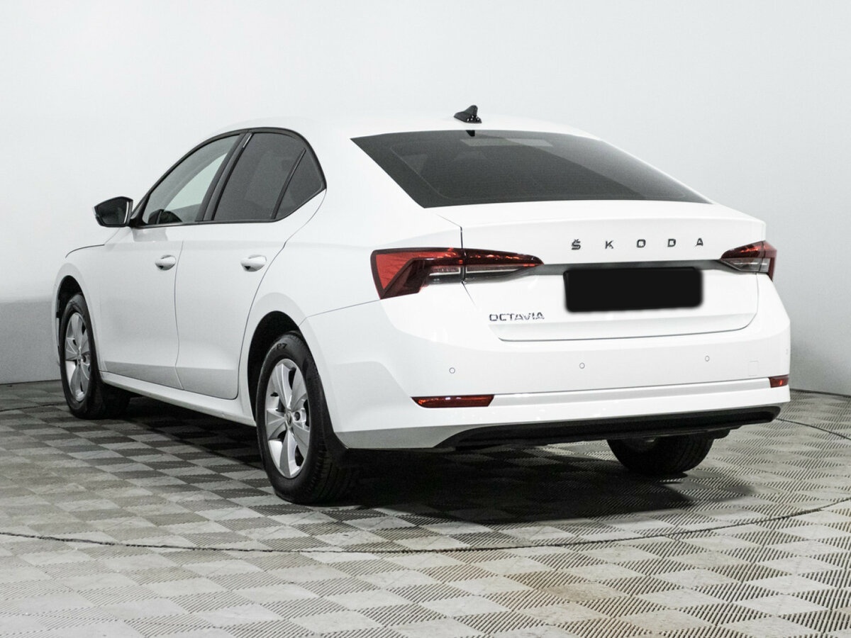 Skoda Octavia с пробегом — 2021 год. Фото: #6