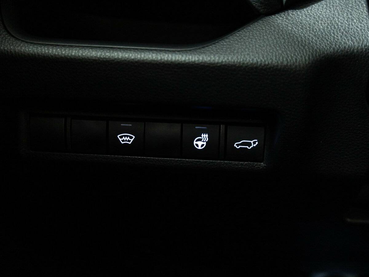 Toyota RAV4 с пробегом — 2021 год. Фото: #14