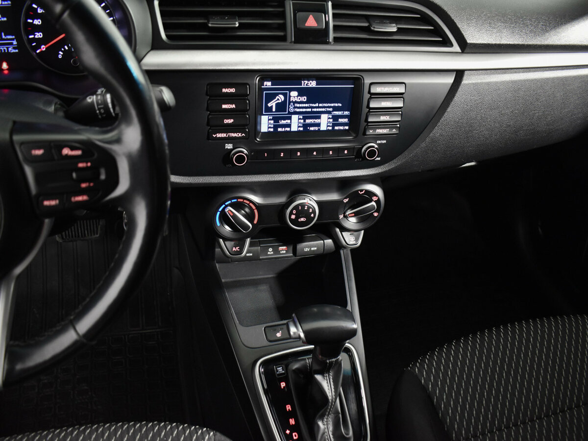 Kia Rio с пробегом — 2018 год. Фото: #14