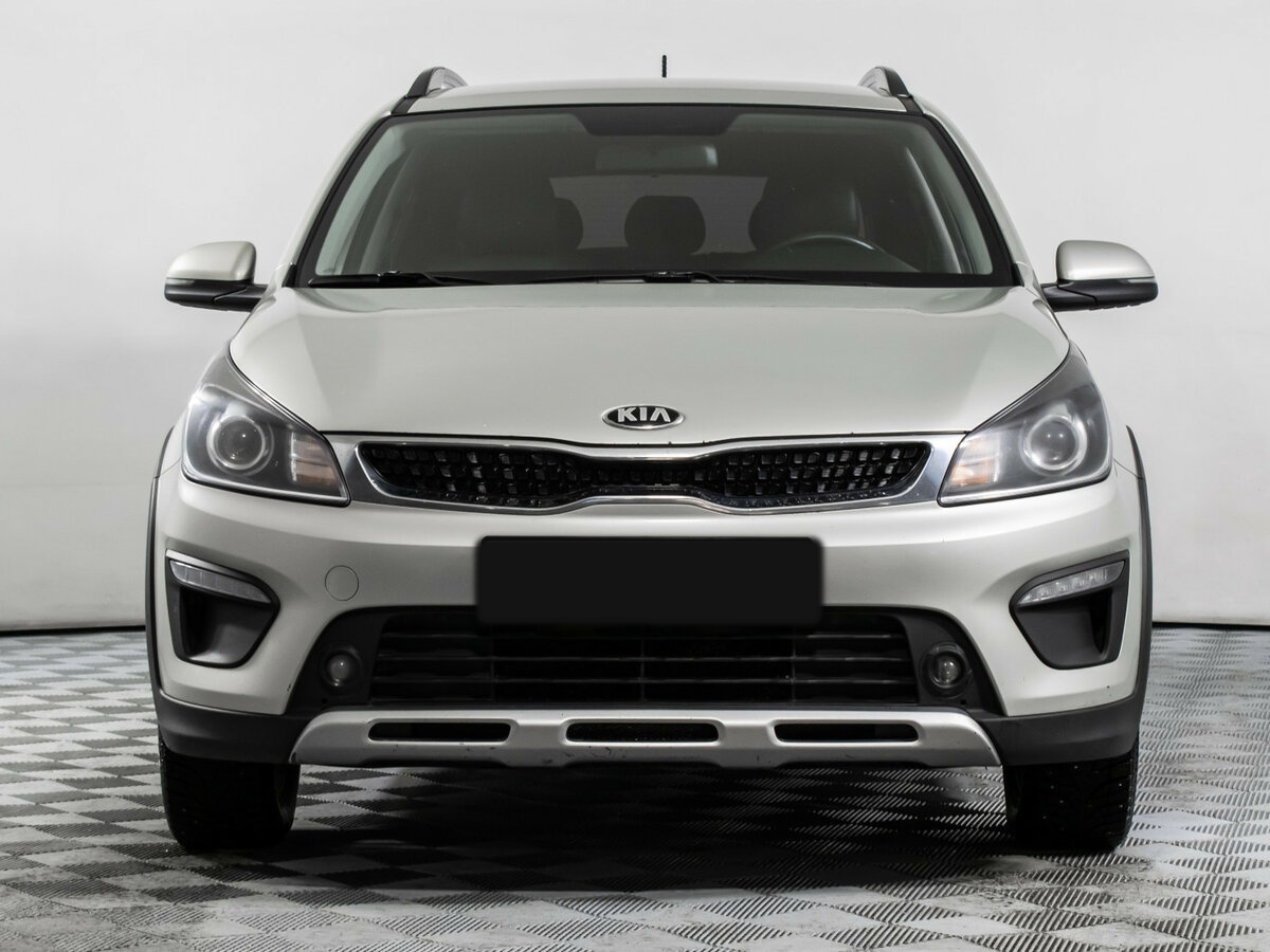 Kia Rio с пробегом — 2020 год. Фото: #1