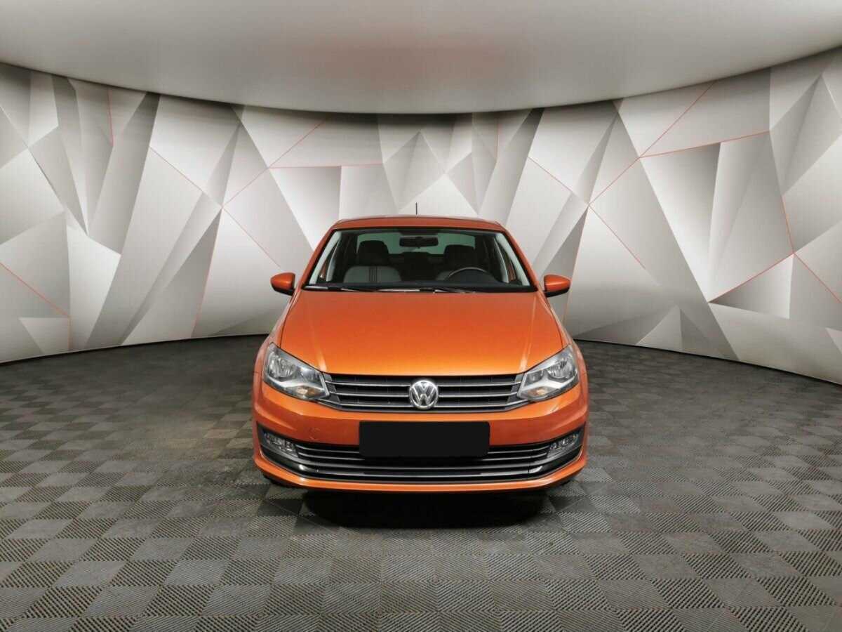 Volkswagen Polo с пробегом — 2016 год. Фото: #6
