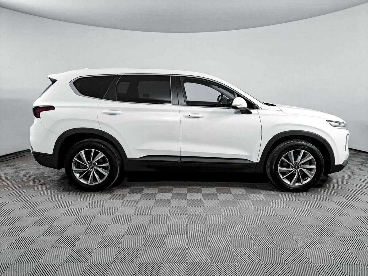 Hyundai Santa Fe с пробегом — 2019 год. Фото: #3