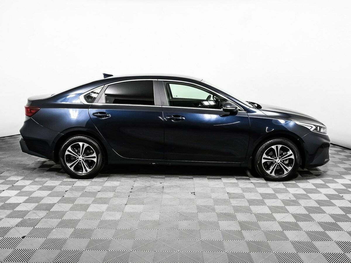 Kia Cerato с пробегом — 2022 год. Фото: #3