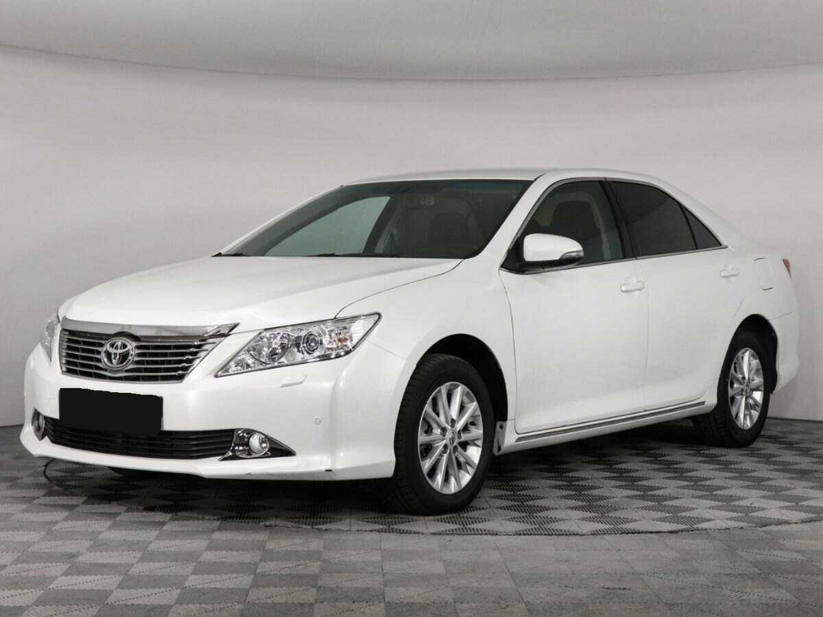 Toyota Camry с пробегом — 2014 год. Посмотреть фото