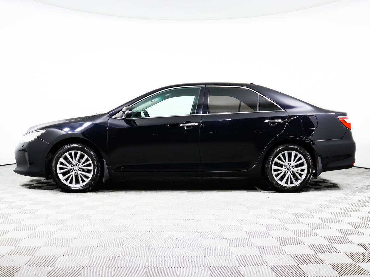 Toyota Camry с пробегом — 2015 год. Фото: #7