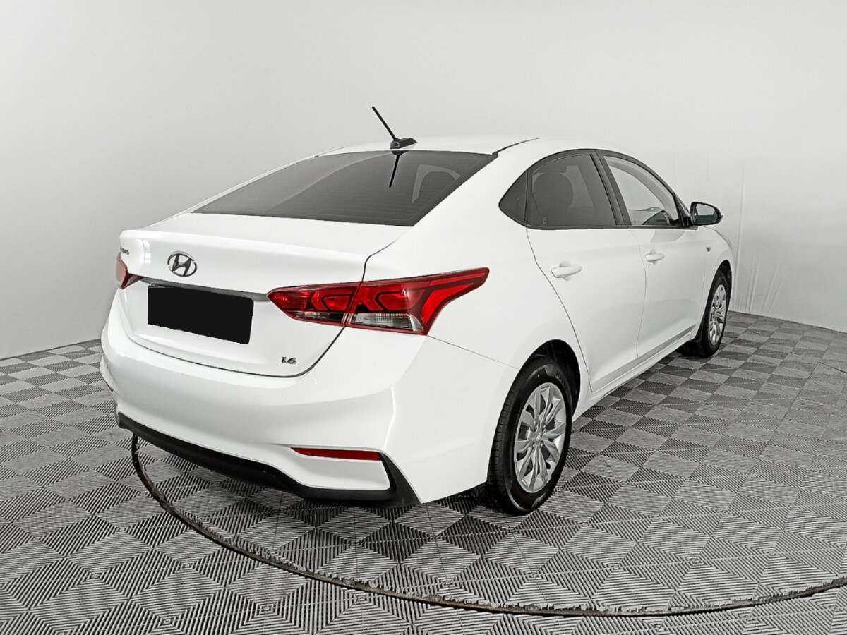 Hyundai Solaris с пробегом — 2019 год. Фото: #4