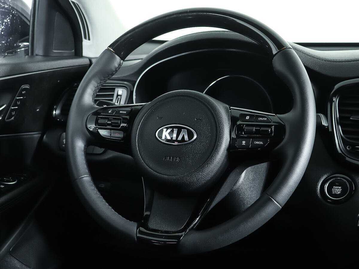 Kia Sorento с пробегом — 2016 год. Фото: #13