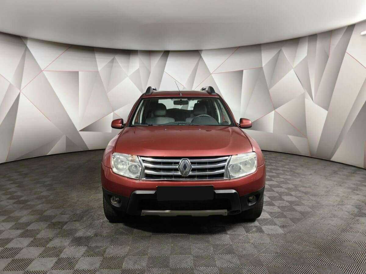 Renault Duster с пробегом — 2013 год. Фото: #6