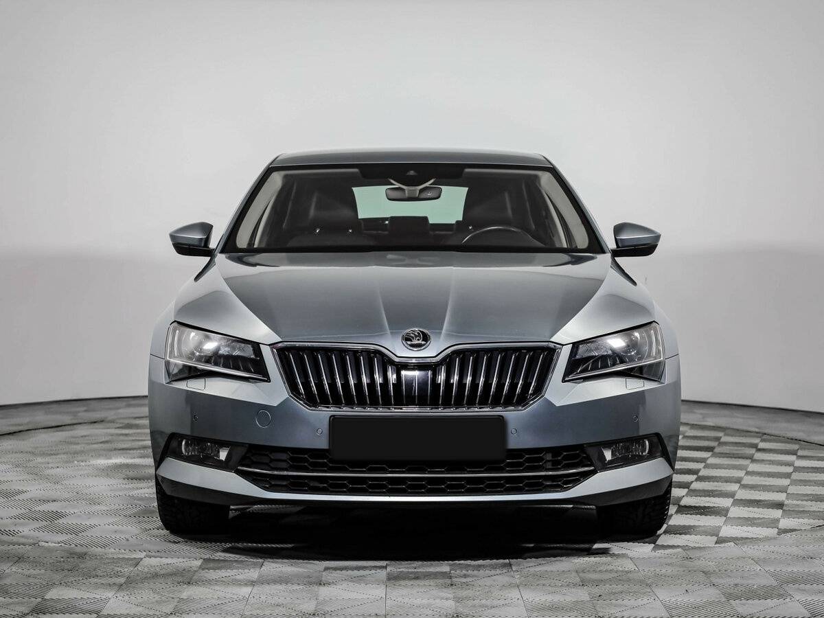 Skoda Superb с пробегом — 2016 год. Фото: #1