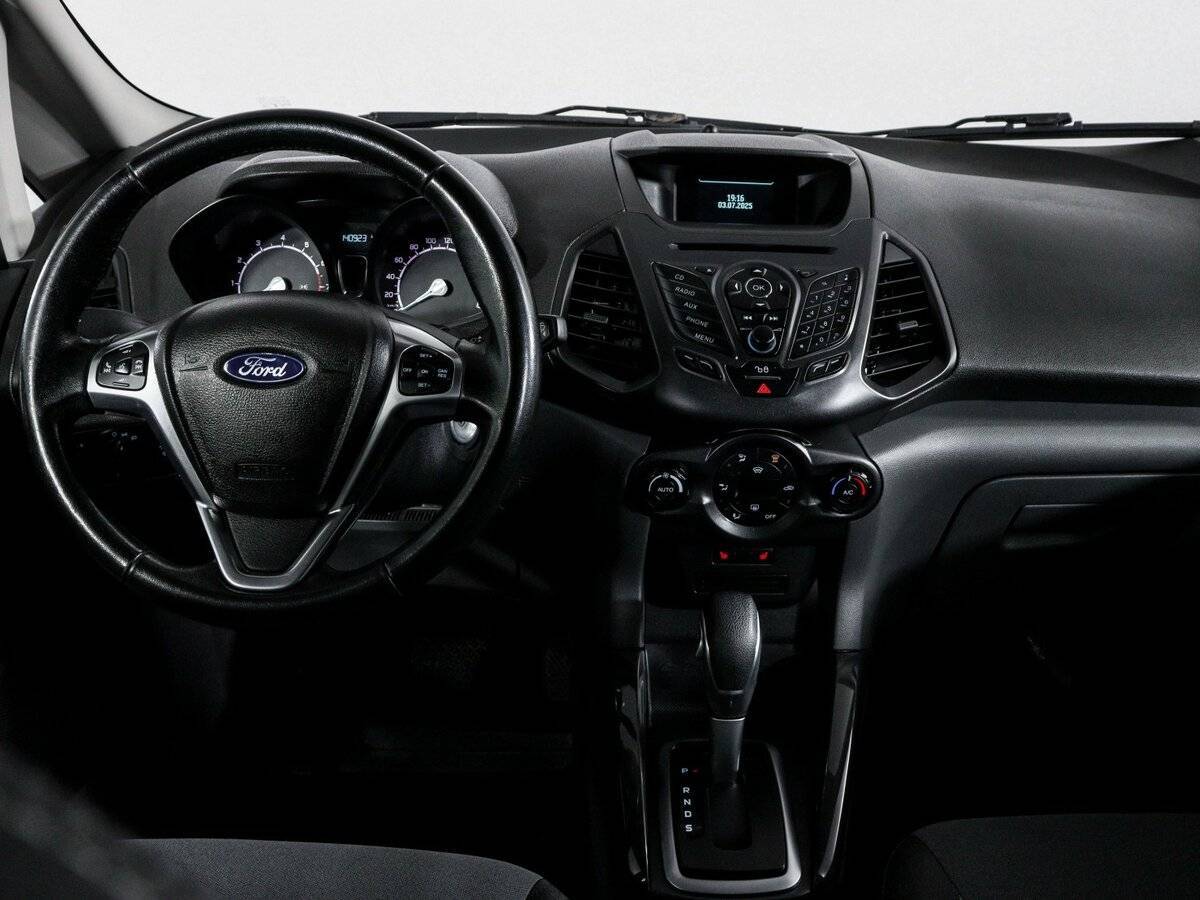Ford EcoSport с пробегом — 2015 год. Фото: #9