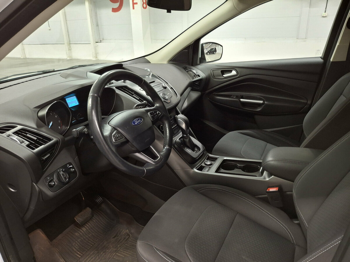 Ford Kuga с пробегом — 2018 год. Фото: #14