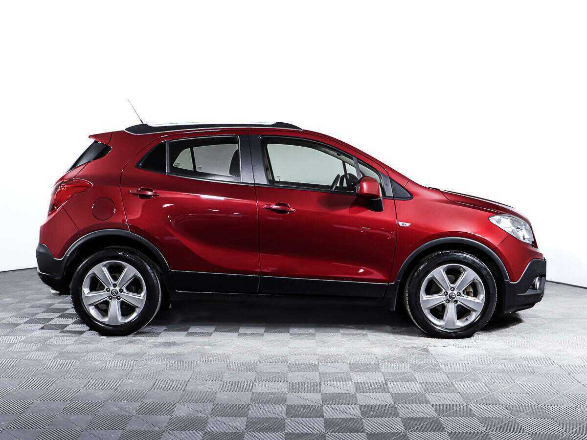 Opel Mokka с пробегом — 2014 год. Фото: #3