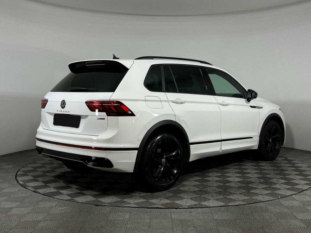 Volkswagen Tiguan с пробегом — 2021 год. Фото: #4