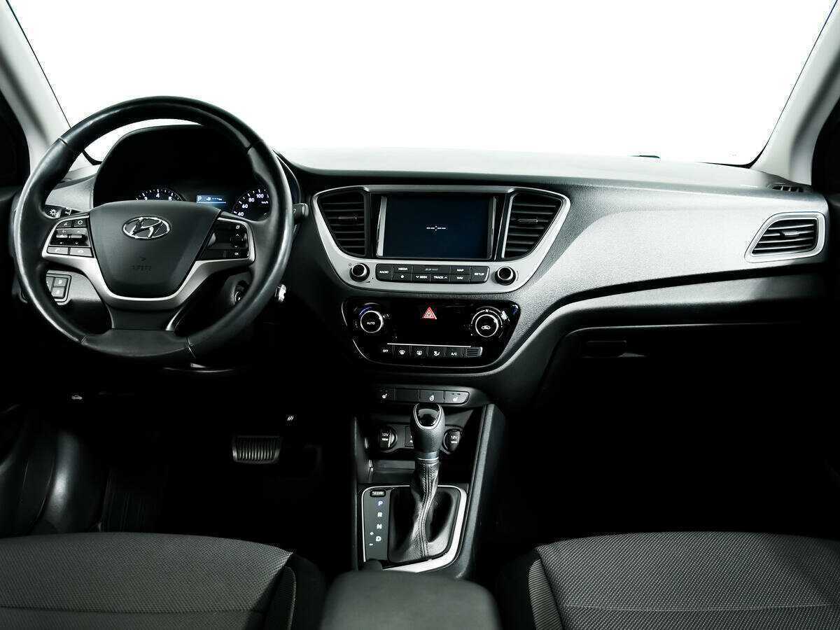 Hyundai Solaris с пробегом — 2019 год. Фото: #10