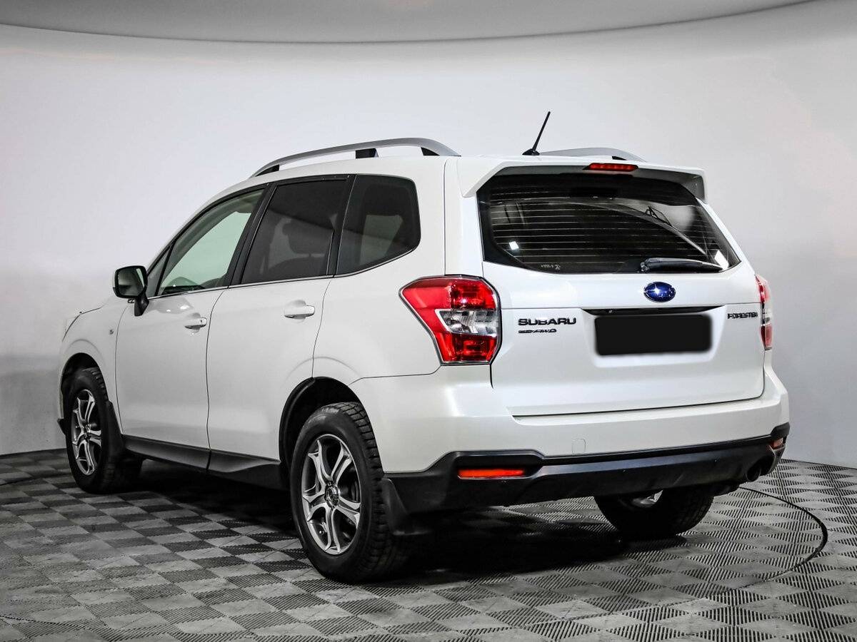 Subaru Forester с пробегом — 2014 год. Фото: #6