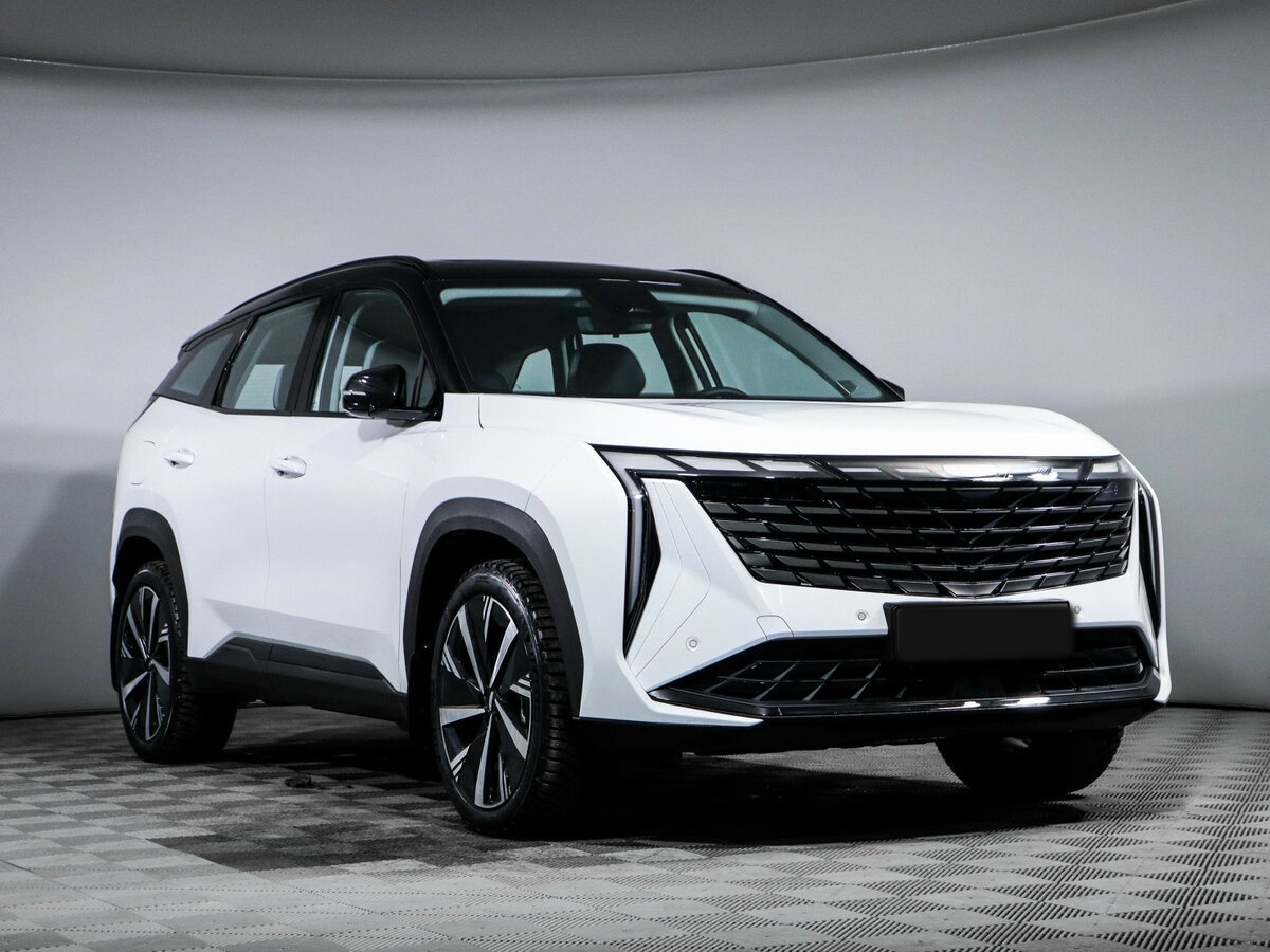 Geely Atlas с пробегом — 2024 год. Фото: #2