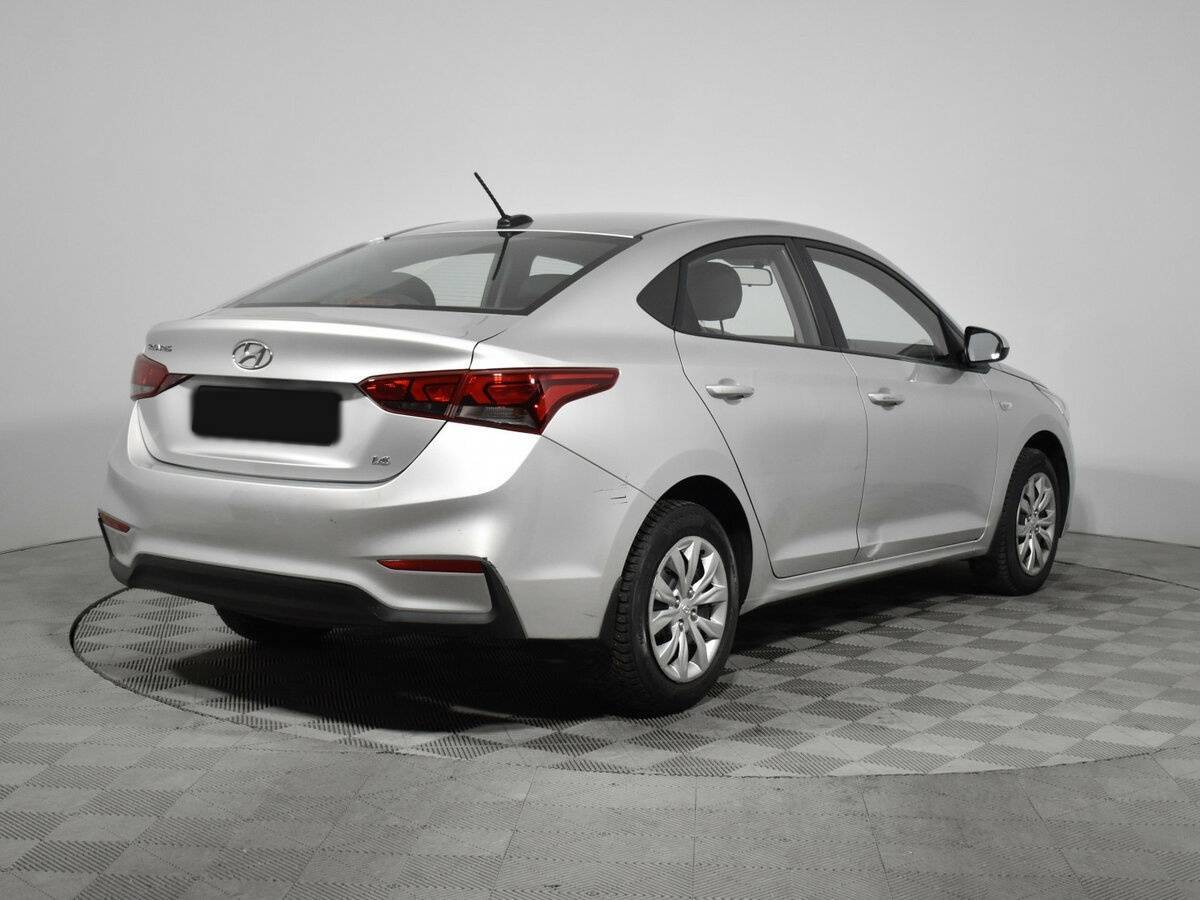 Hyundai Solaris с пробегом — 2017 год. Фото: #4
