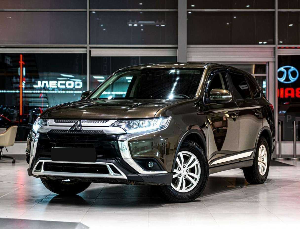Mitsubishi Outlander с пробегом — 2018 год. Посмотреть фото