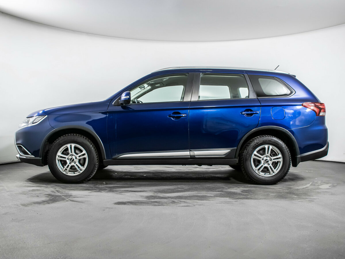 Mitsubishi Outlander с пробегом — 2015 год. Фото: #7