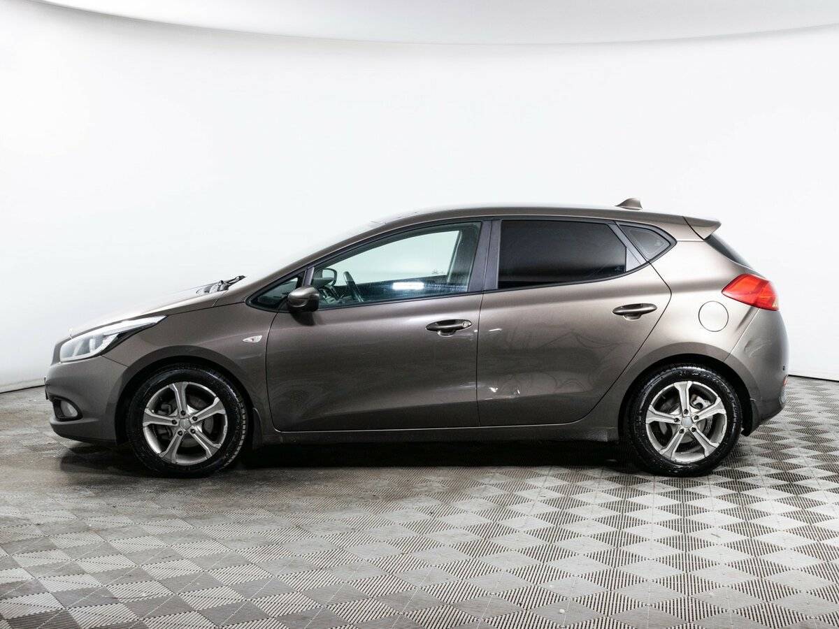 Kia Ceed с пробегом — 2012 год. Фото: #7