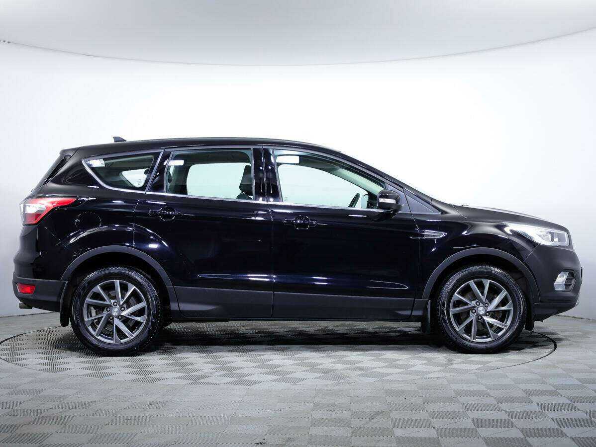 Ford Kuga с пробегом — 2018 год. Фото: #2