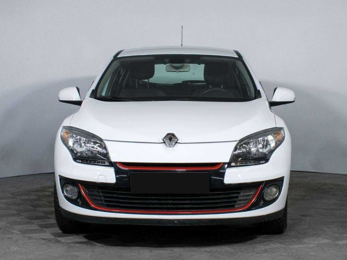 Renault Megane с пробегом — 2013 год. Фото: #1