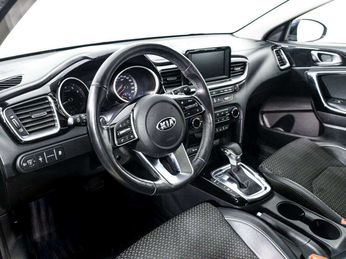 Kia Ceed с пробегом — 2018 год. Фото: #10