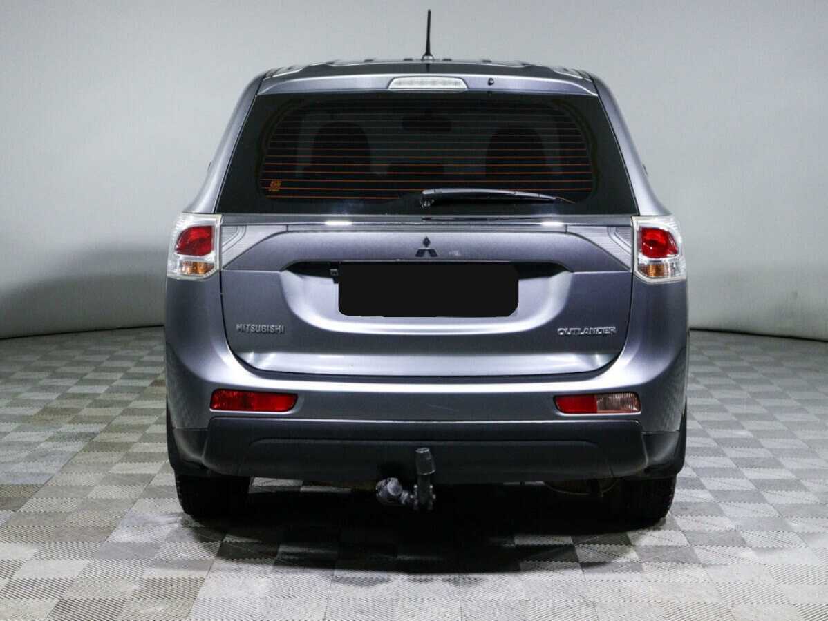 Mitsubishi Outlander с пробегом — 2013 год. Фото: #5