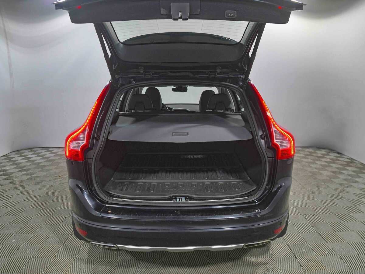 Volvo XC60 с пробегом — 2015 год. Фото: #17