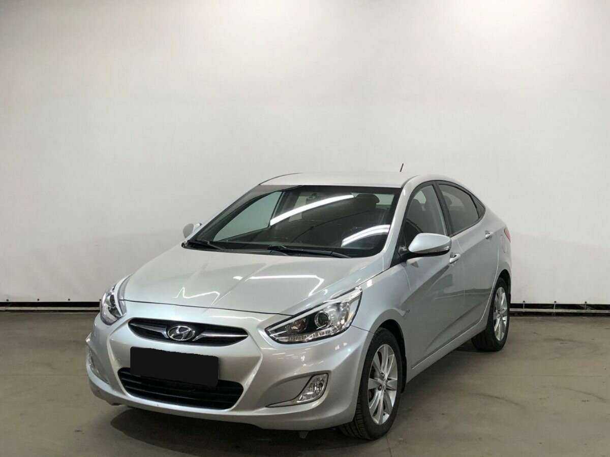Hyundai Solaris с пробегом — 2014 год. Фото: #0