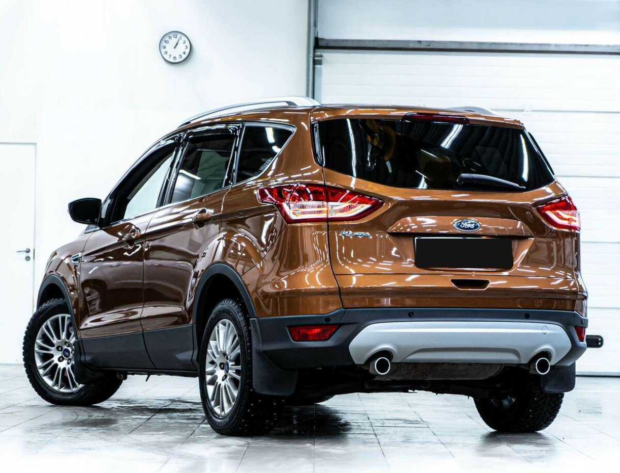 Ford Kuga с пробегом — 2013 год. Фото: #2