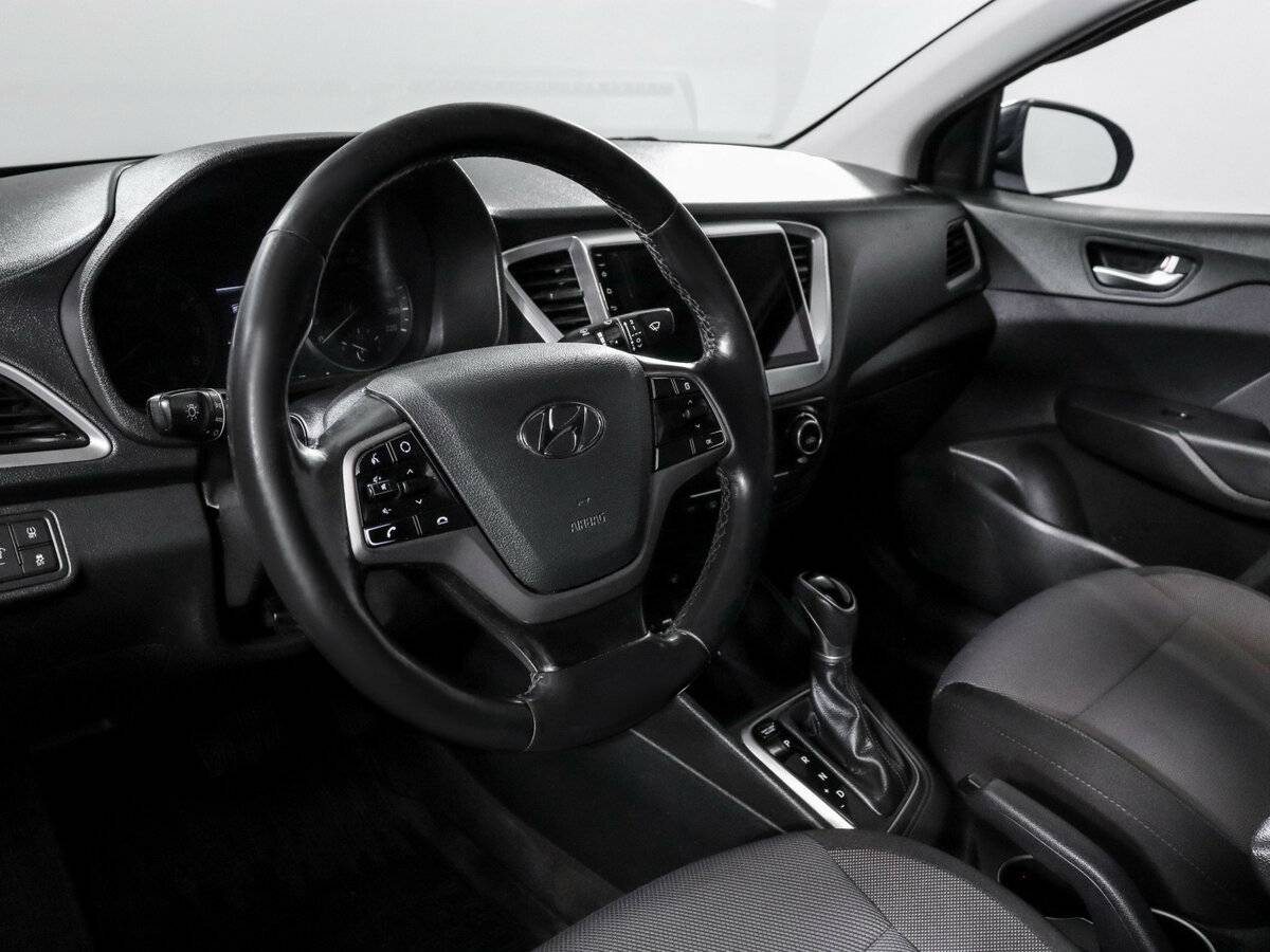 Hyundai Solaris с пробегом — 2018 год. Фото: #10