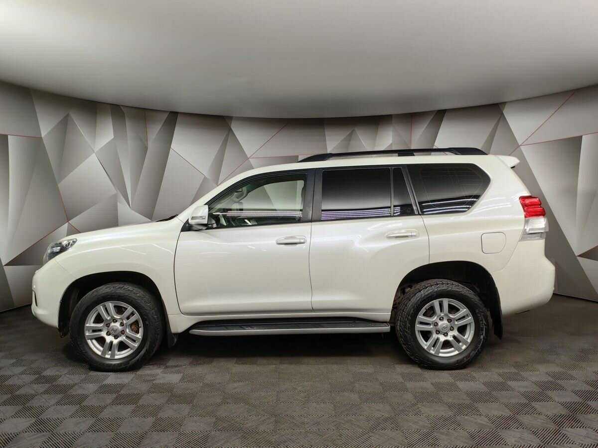 Toyota Land Cruiser Prado с пробегом — 2012 год. Фото: #4