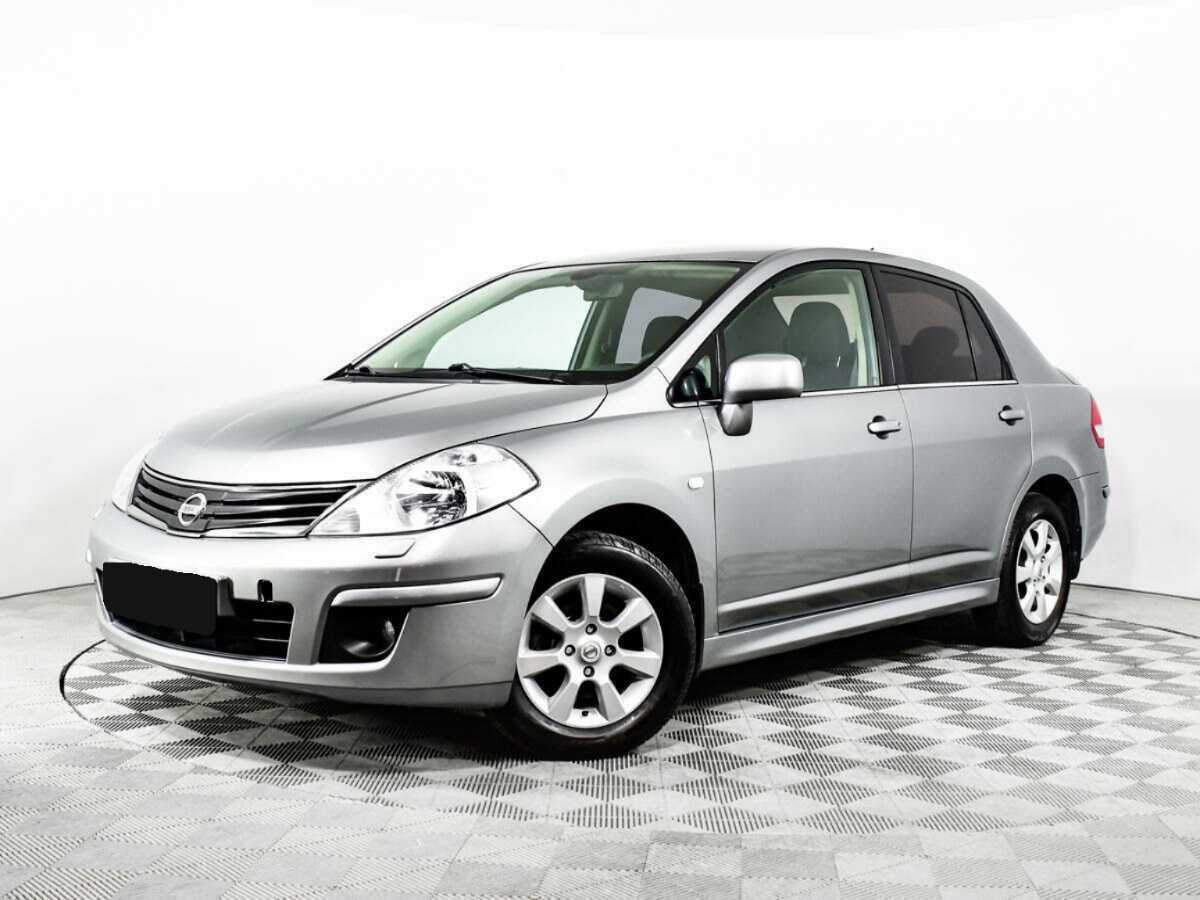 Nissan Tiida с пробегом — 2013 год. Фото: #0