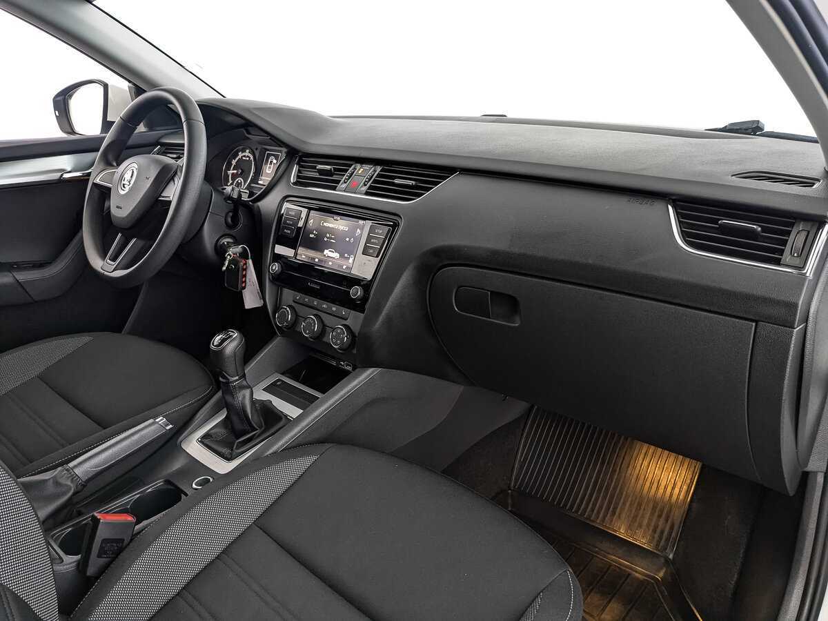 Skoda Octavia с пробегом — 2019 год. Фото: #8