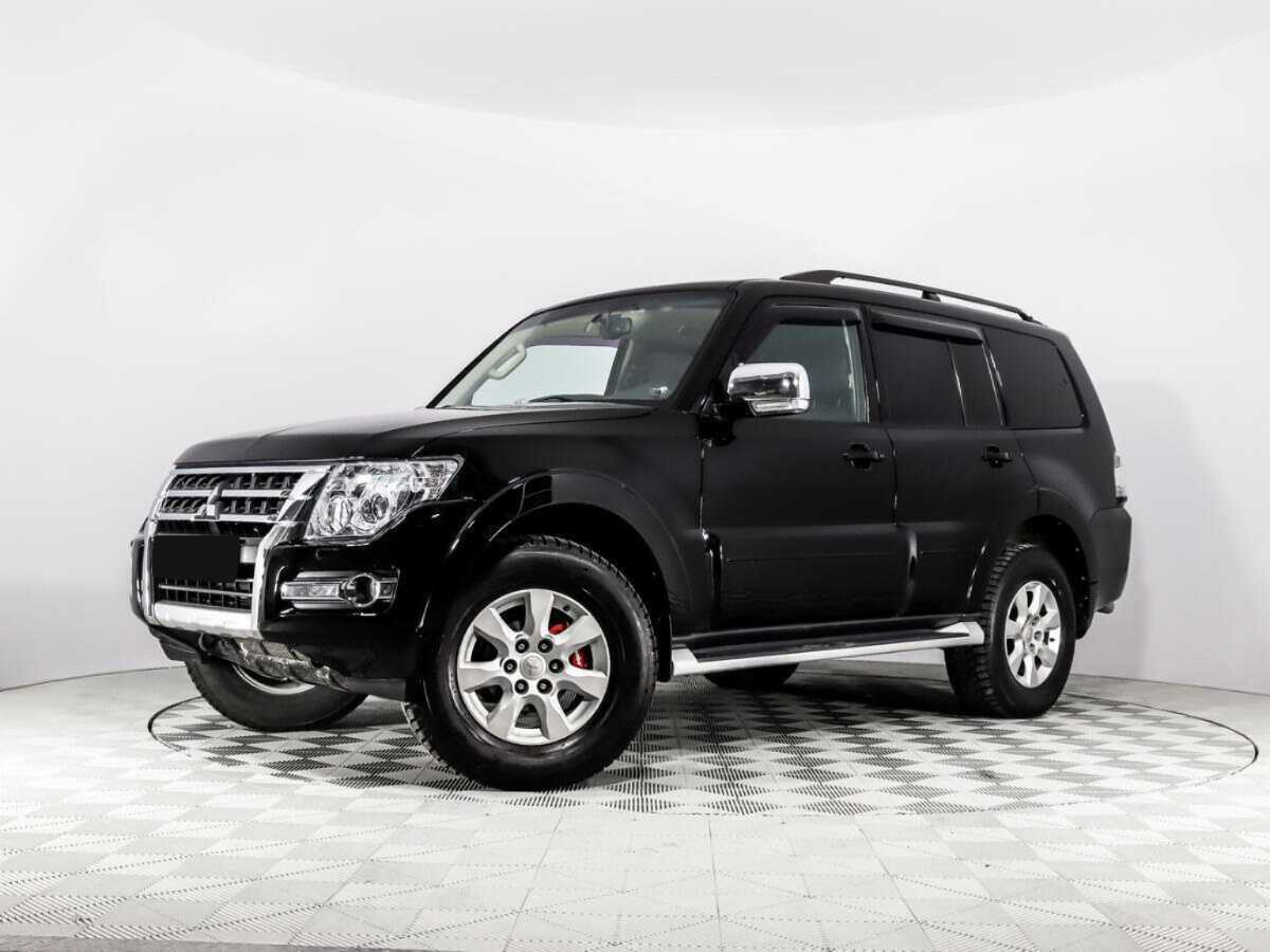 Mitsubishi Pajero с пробегом — 2015 год. Посмотреть фото