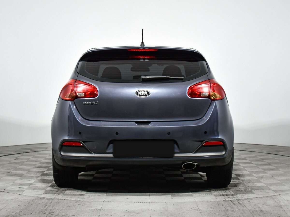 Kia Ceed с пробегом — 2014 год. Фото: #5