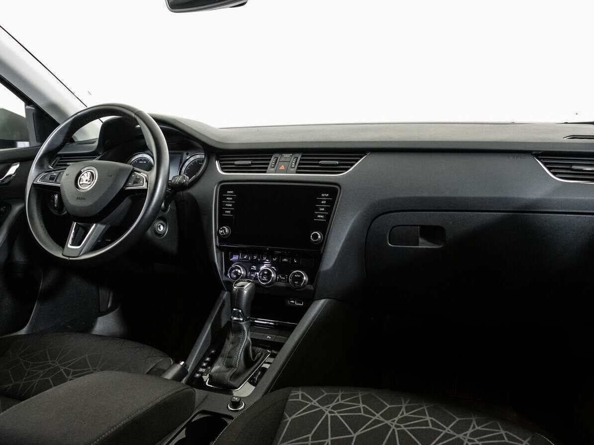 Skoda Octavia с пробегом — 2019 год. Фото: #6