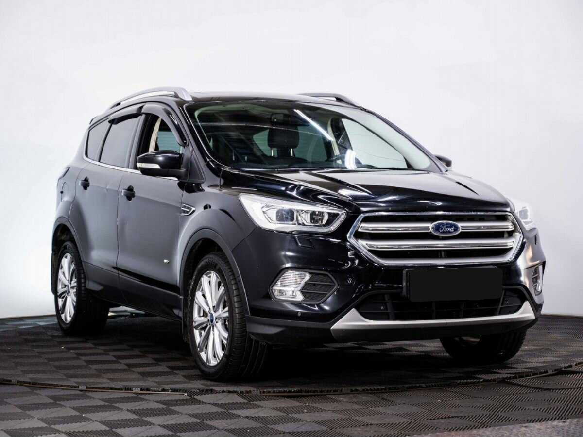 Ford Kuga с пробегом — 2017 год. Фото: #2