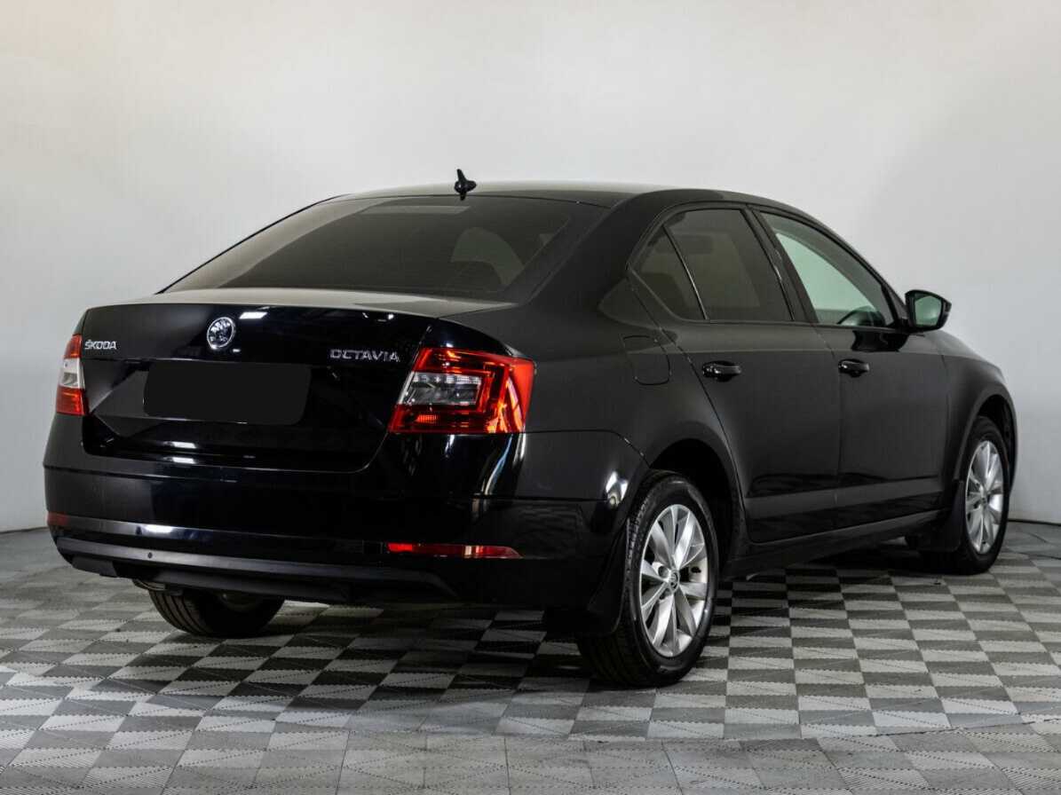 Skoda Octavia с пробегом — 2018 год. Фото: #4