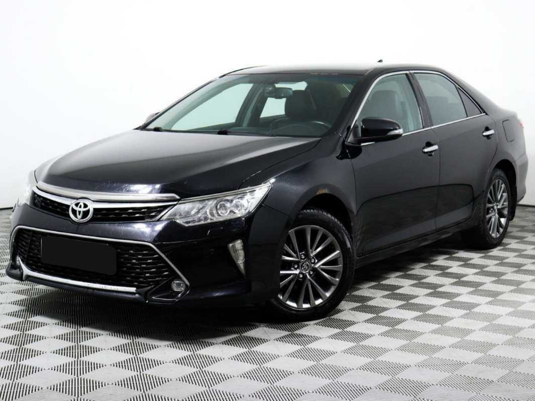 Toyota Camry с пробегом — 2015 год. Фото: #0