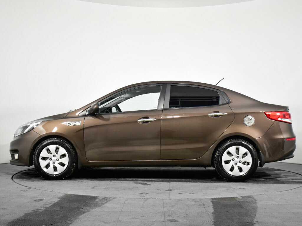 Kia Rio с пробегом — 2016 год. Фото: #7