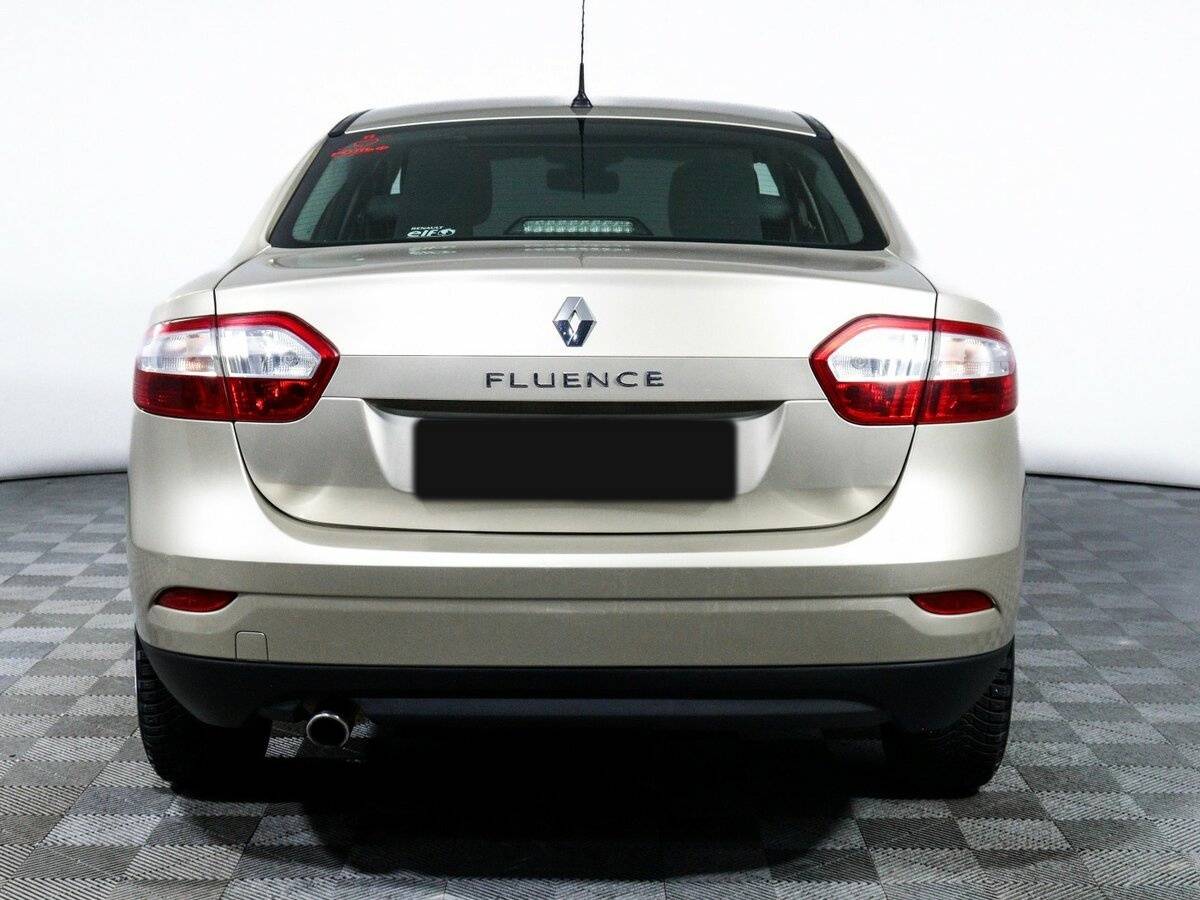 Renault Fluence с пробегом — 2012 год. Фото: #4