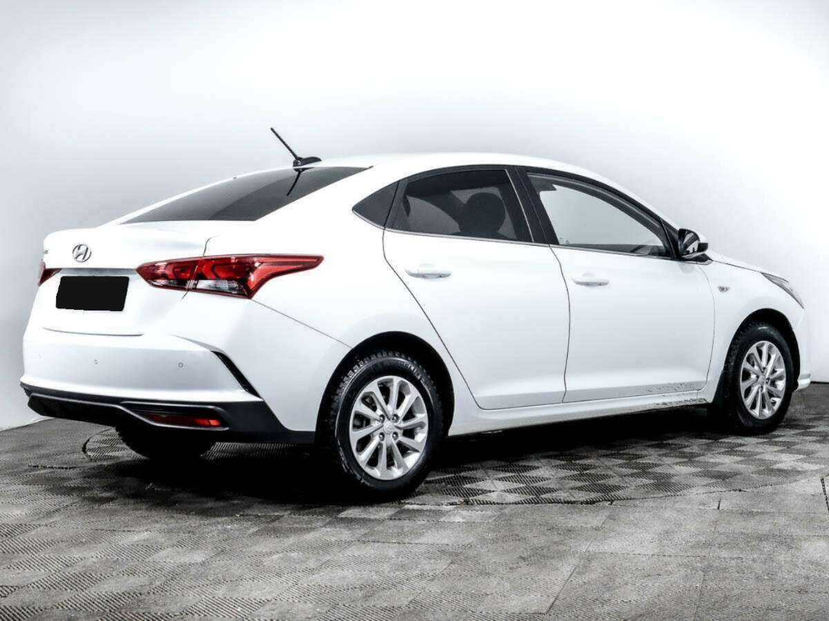 Hyundai Solaris с пробегом — 2020 год. Фото: #2